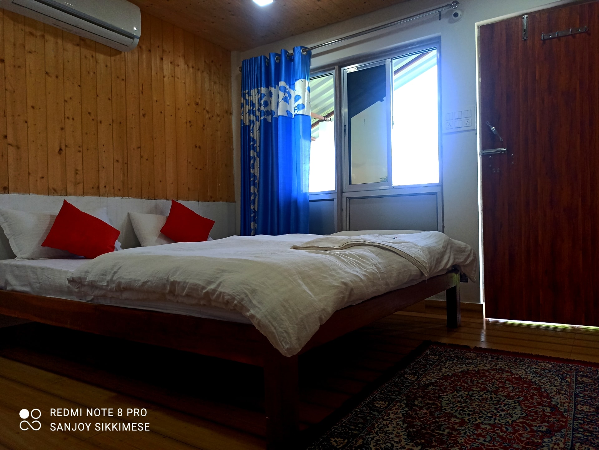 Royal Eco Hut